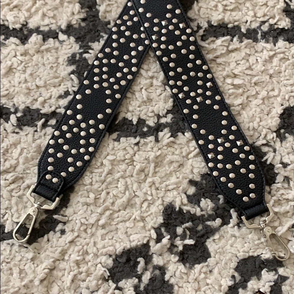 Vegan leather black rocker style bag strap